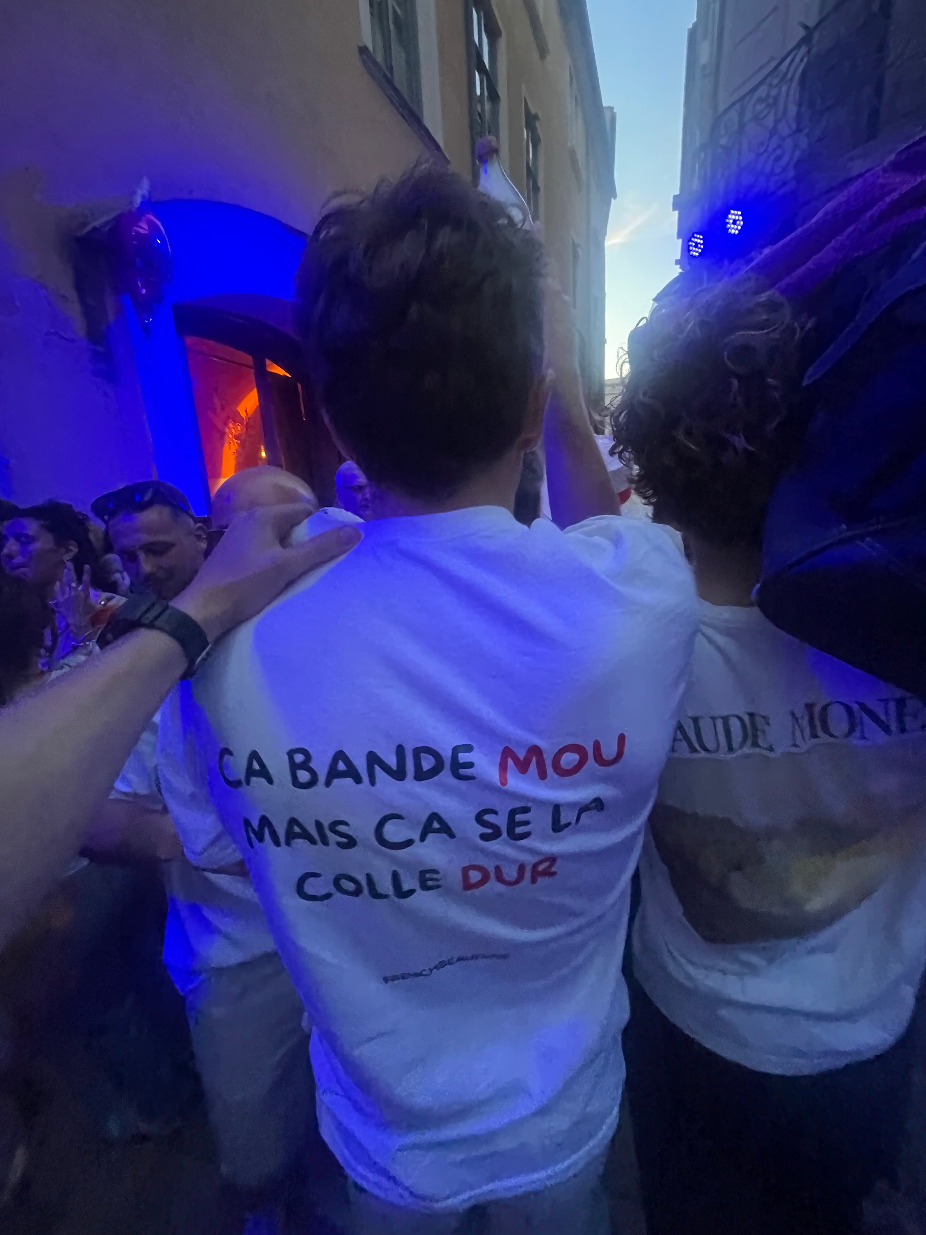 ÇA BANDE MOU
